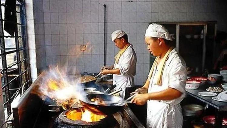 毛片**